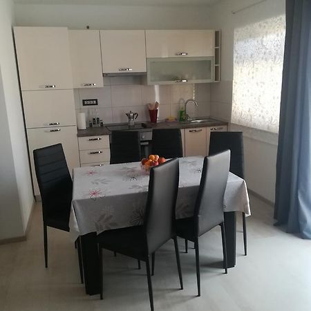 Valki Apartment Porec Bagian luar foto