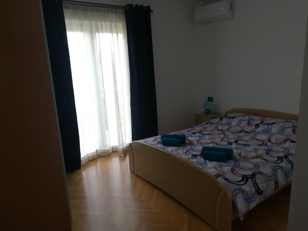 Valki Apartment Porec Bagian luar foto
