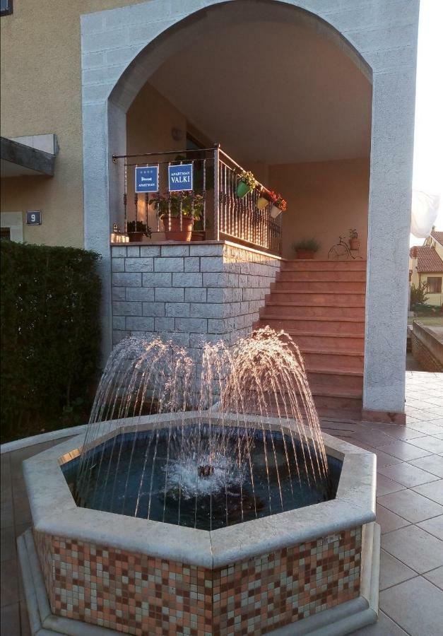 Valki Apartment Porec Bagian luar foto